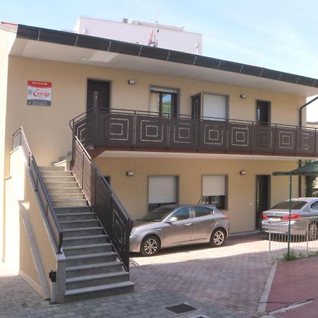 Viviana Apartment Lignano Sabbiadoro Exterior photo