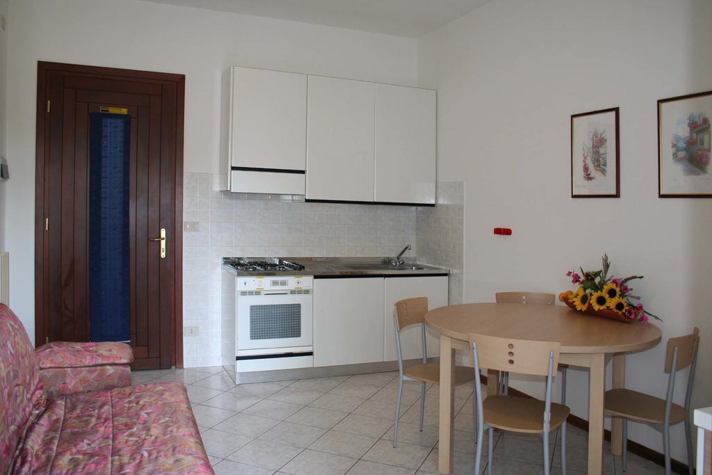 Viviana Apartment Lignano Sabbiadoro Room photo