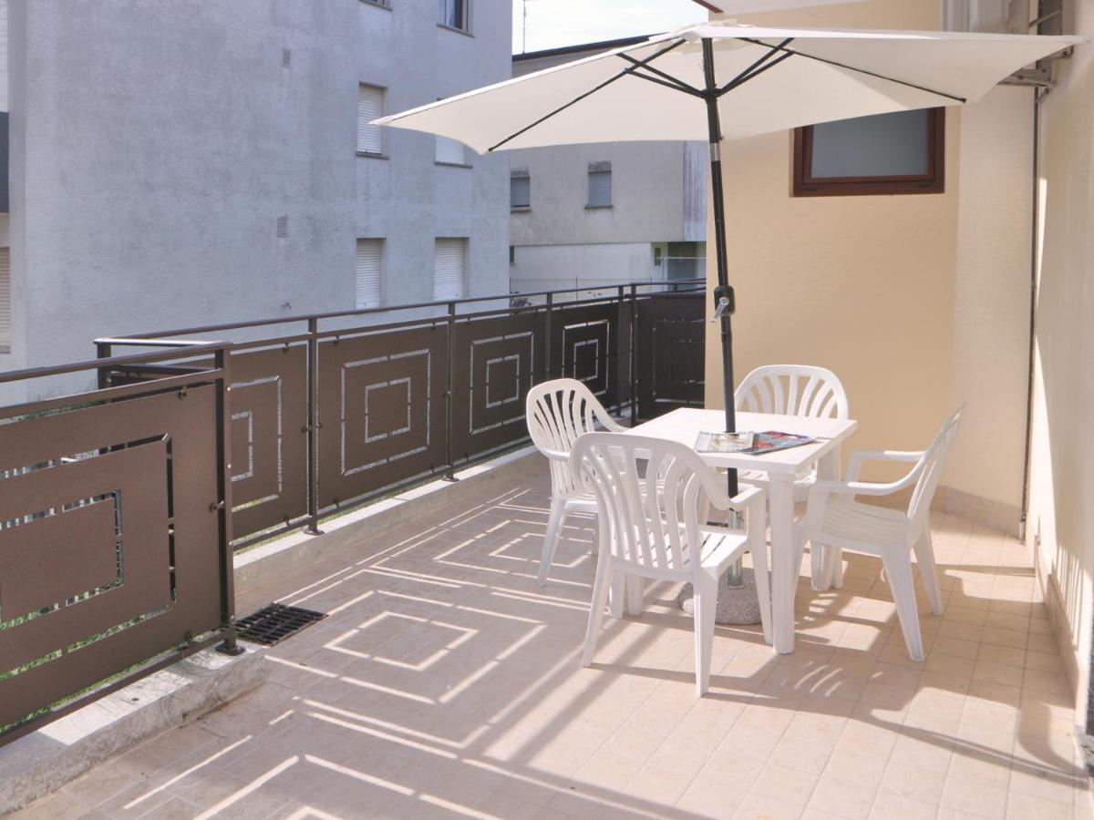 Viviana Apartment Lignano Sabbiadoro Exterior photo